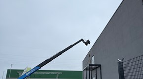 Bautagebuch Juli Mobiler Kran vor dem Datacenter in Hannover