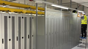 Serverschrank Bautagebuch Oktober 2025 Serverschränke im Aufbau