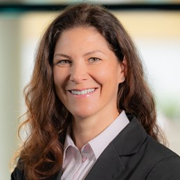 Porträt Christina Winne Christina Winne, Gruppenleiterin Vertrieb envia TEL