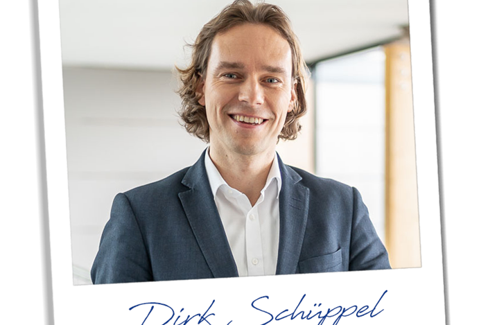 Porträt von Bereichsleiter und Prokurist Dirk Schüppel Porträt von Dirk Schüppel in Polaroid-Optik