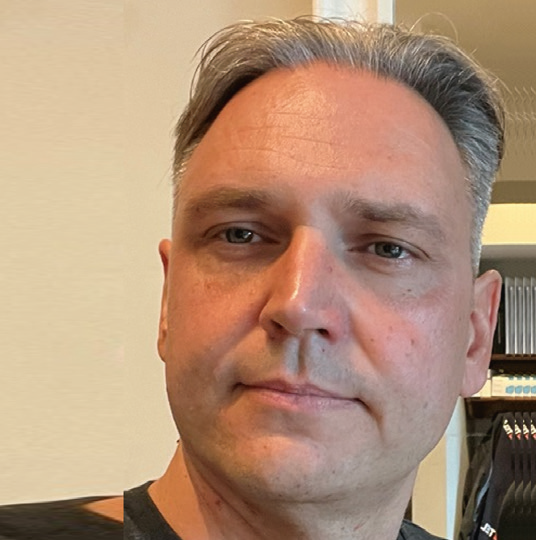 Porträt von Denny Schlenkrich, Leiter Aktive Netze bei der TELE AG