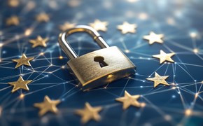 Sicherheit im digitalen Zeitalter Ein Schloss auf einem Untergrund mit 12 Sternen die die EU-Flagge repräsentieren