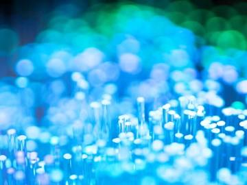 Glasfaserprodukte für Wiederverkäufer Bunte Glasfasern in einem Glasfaserkabel