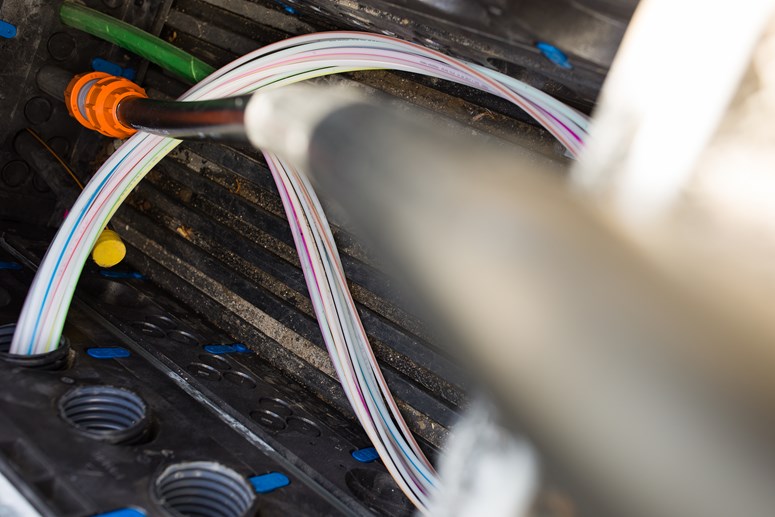 Glasfaser Aufnahme von Glasfaserrohren