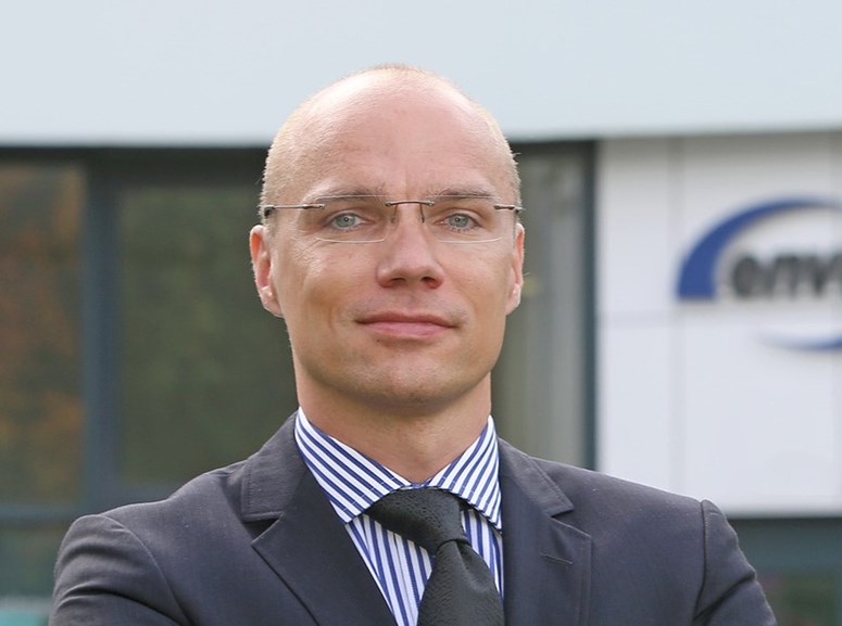 Lutz Lohse envia TEL