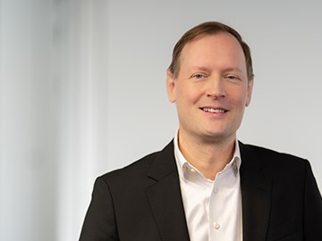 Dr. Sebastian Lissek Prokurist envia TEL GmbH